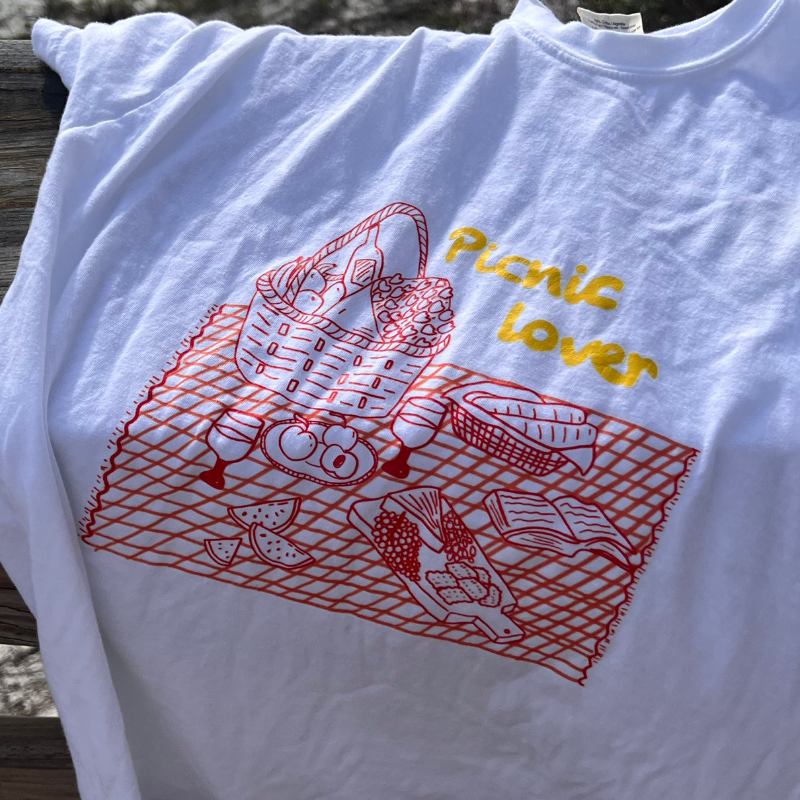 "Picnic Lover" Tee