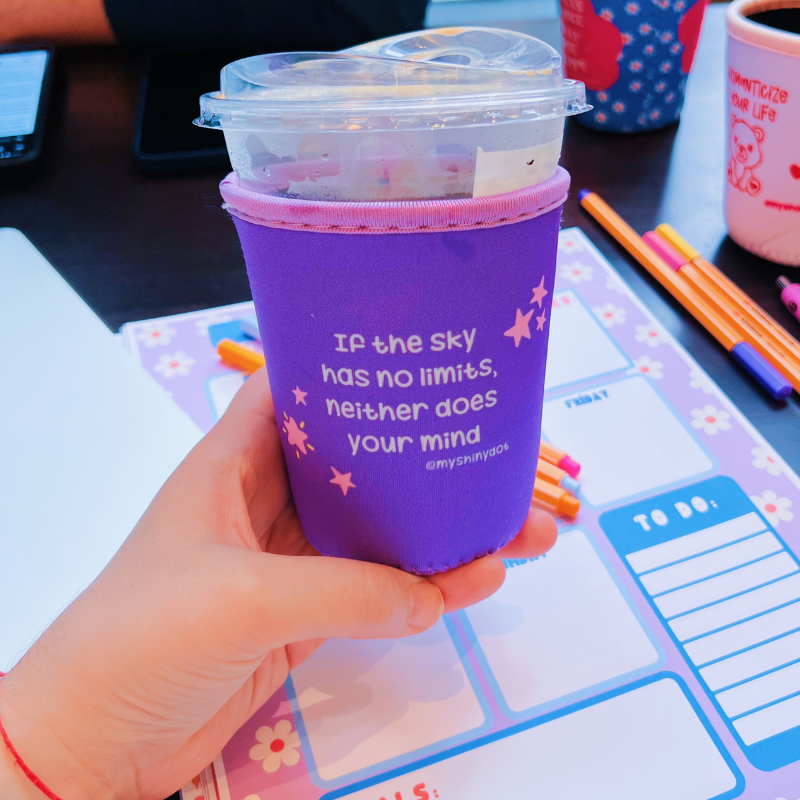 If the sky has not limits, neither does your mind - Coffee Sleeves