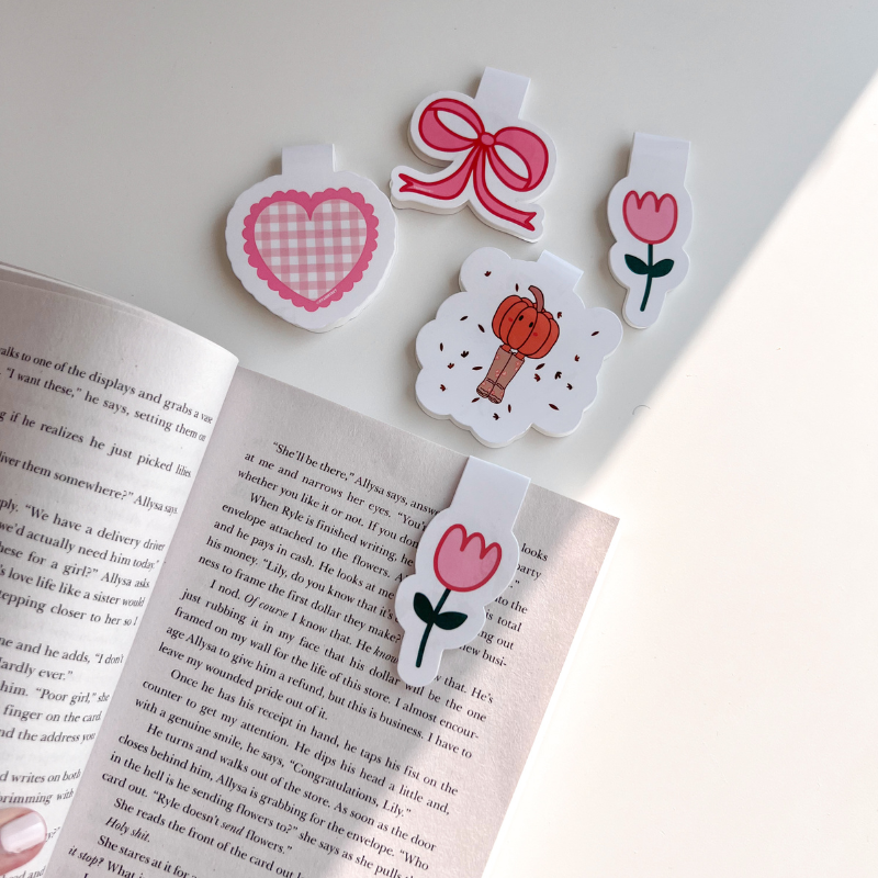 Cute Magnetic Bookmarks (Tulip, Bow, Pumpkin, Heart)