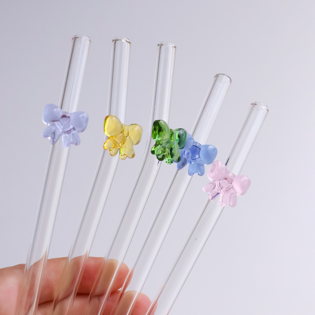 Bow Glass Straw
